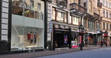 Retteghetnek a bolti eladók: átalakítja az új őrület a munkahelyeket Retteghetnek a bolti eladók: átalakítja az új őrület a munkahelyeket