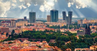 Ingatlanpiaci csúcsról beszélünk, ami valójában egy fennsík Ingatlanpiaci csúcsról beszélünk, ami valójában egy fennsík