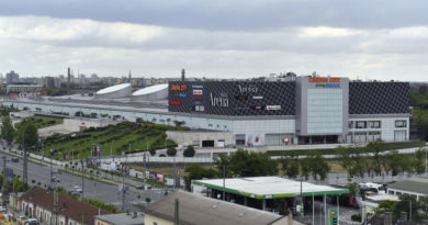 Másfélszeresére bővítik az Arena Plazát Másfélszeresére bővítik az Arena Plazát