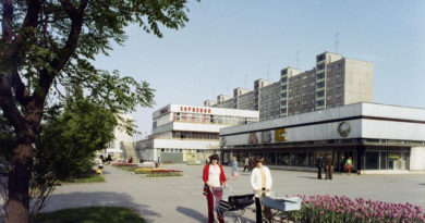 Ilyen volt a panelélet a 70-80-as években: amikor még kaputelefonon csengettünk fel Ilyen volt a panelélet a 70-80-as években: amikor még kaputelefonon csengettünk fel