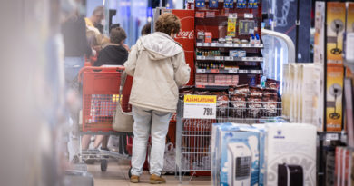 Ezekben a boltokban lehet pánikvásárolni 24-én