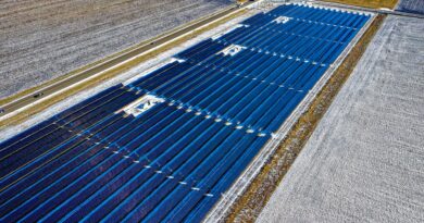 Hó alatt a napelemek, megugró villanyszámlák: ez várhat most a magyar háztartásokra