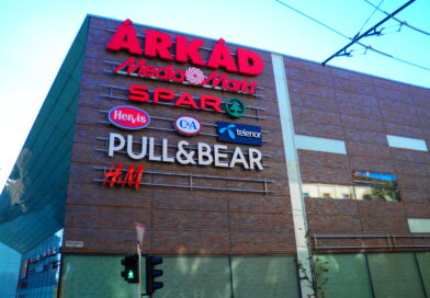 Megkötötték az elmúlt hét év legnagyobb üzletét: gazdát cserélt a szegedi Árkád bevásárlóközpont!